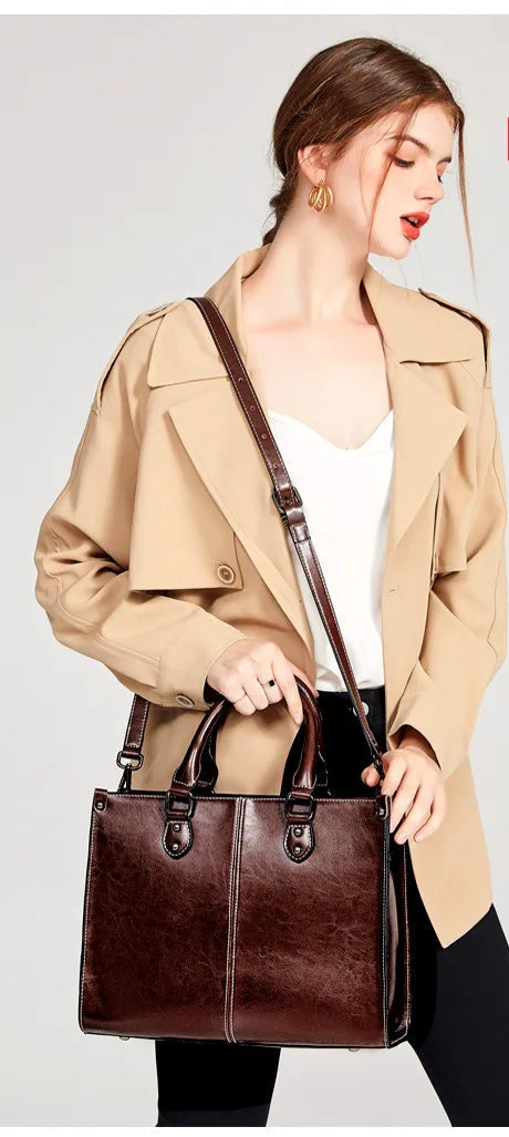 Bolsa de Couro Feminina - Elegância e Versatilidade