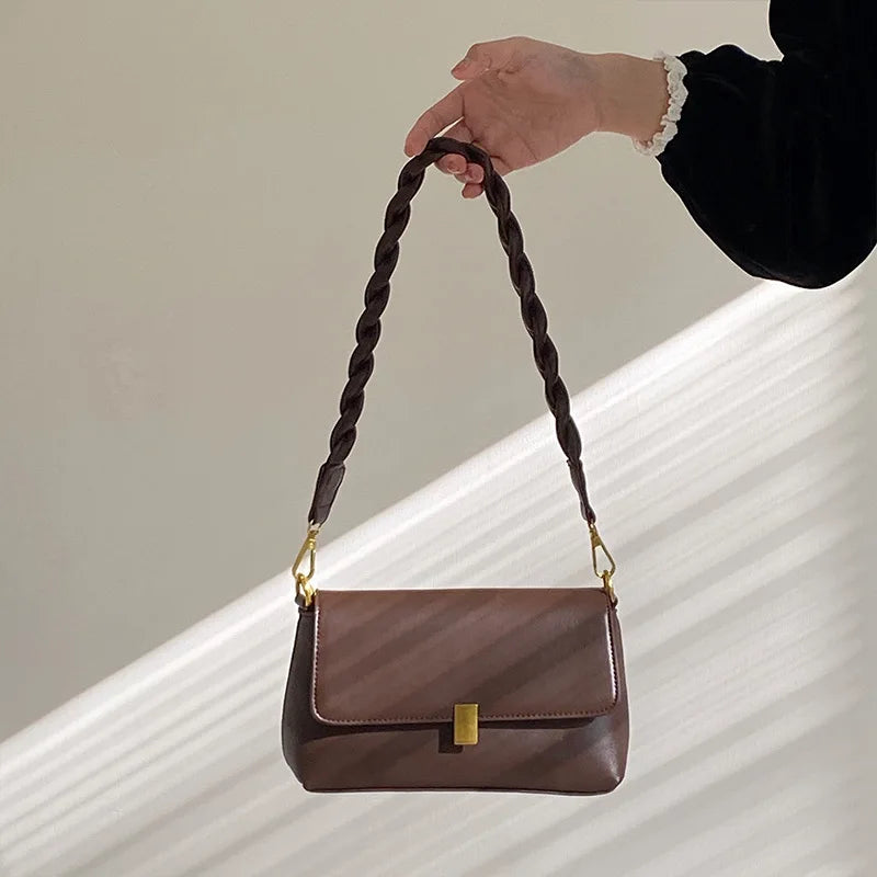 Design novo saco feminino de couro do plutônio do vintage axilas saco elegante pequena bolsa de ombro casual popular carteira móvel