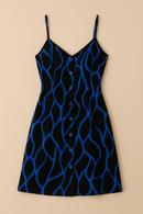 Vestido Curto Estampado com Botões