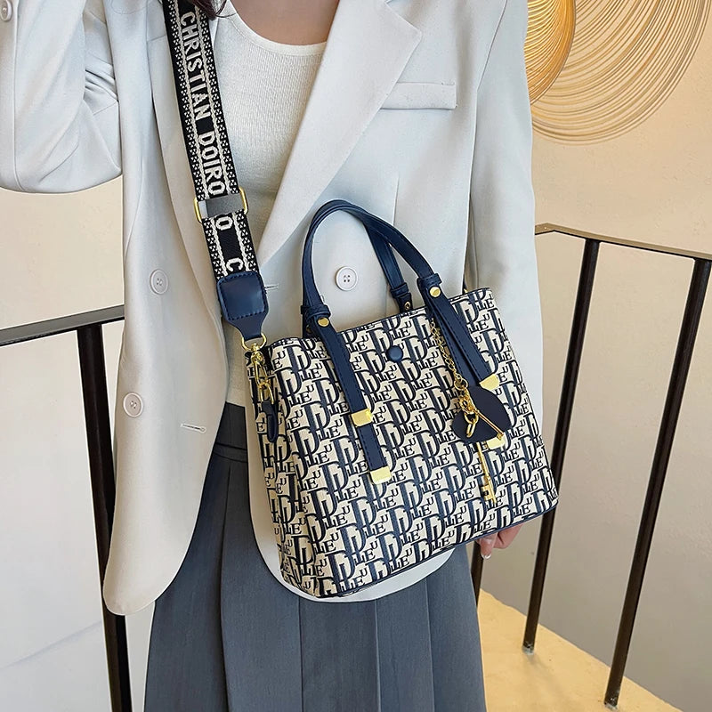 Bolsa tote de couro minimalista de luxo para mulheres design inspirado no vintage bolsa mensageiro elegante bolsa de ombro com zíper