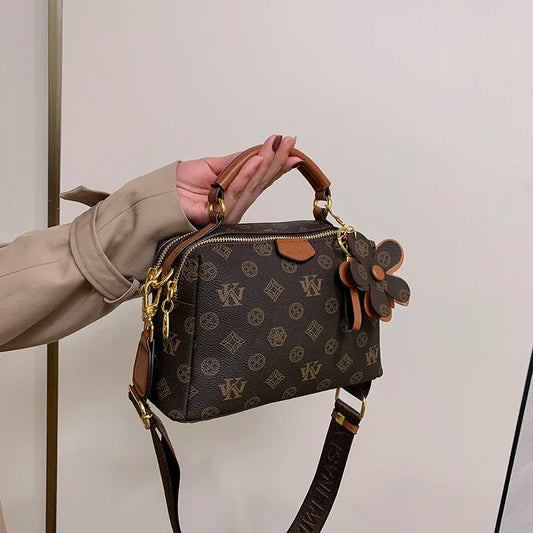Bolsa tote luxuosa de inspiração parisina para mulheres, elegante bolsa crossbody vintage de couro minimalista com detalhes da moda