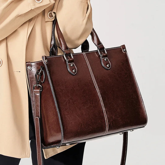 Bolsa de Couro Feminina - Elegância e Versatilidade
