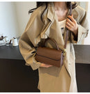 Moda retro marrom crossbody saco bolsa fena versátil estilo outono pequ quad saco material pu superfície endurecida
