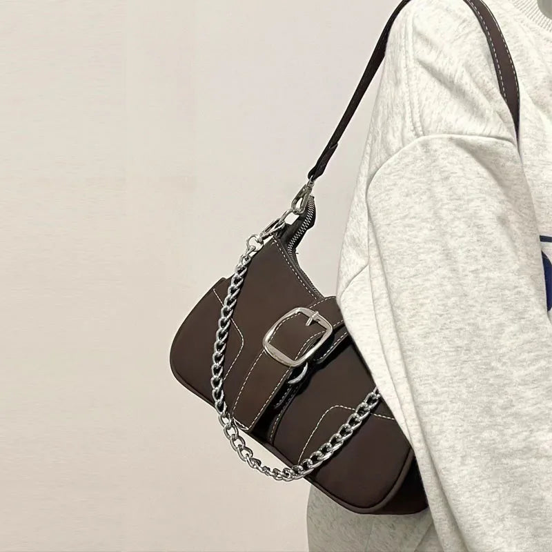 Bolsa retrô fosca nas axilas, nova bolsa baguete minimalista feminina, bolsa pequena crossbody de ombro único elegante e versátil