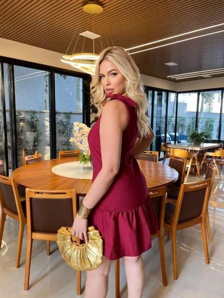 Vestido Curto Evasê